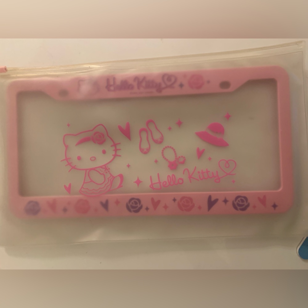 Pink Hello kitty License plate frame